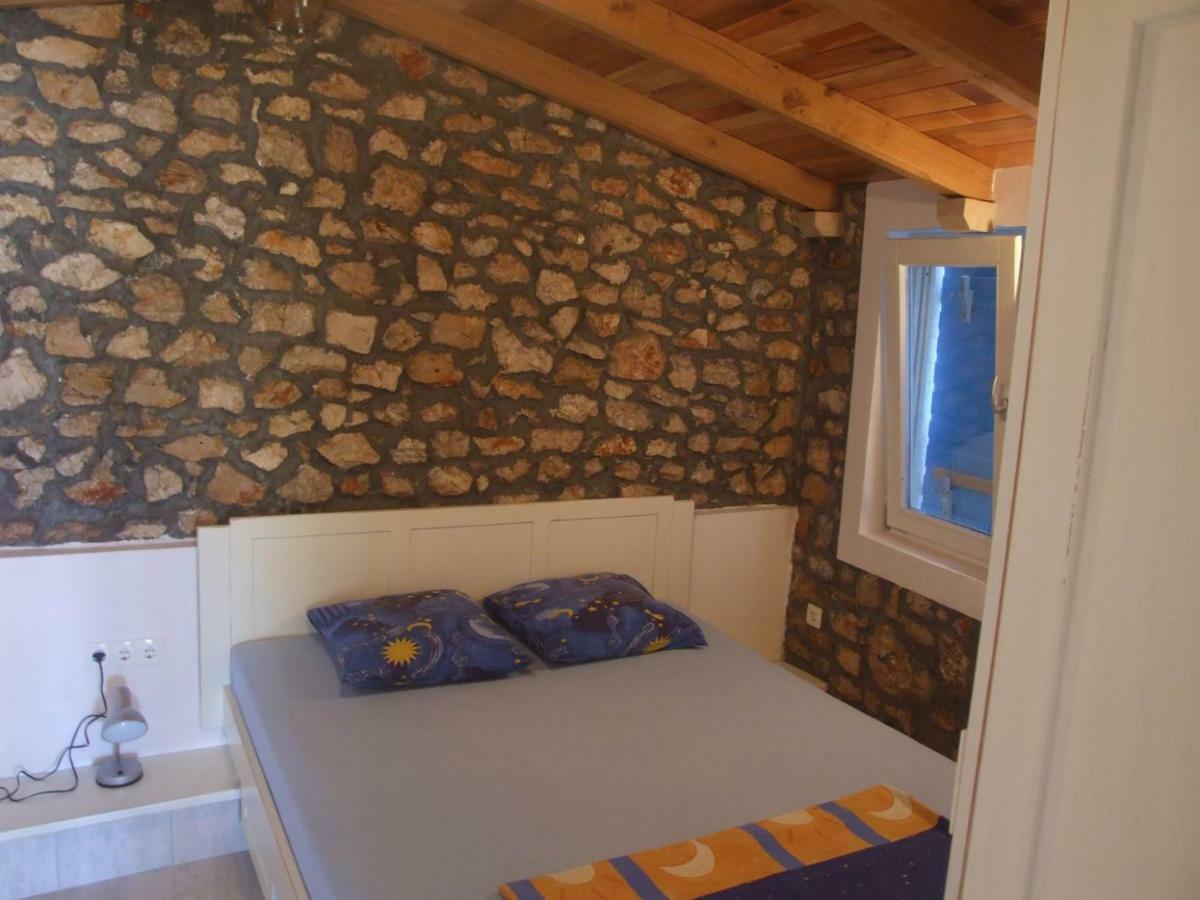 Stone House Marina-Sevid, 1 House-1 Apartment ภายนอก รูปภาพ
