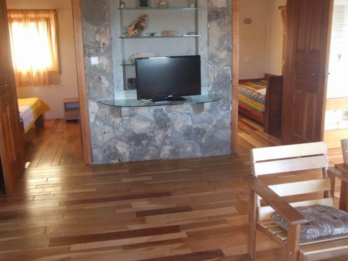 Stone House Marina-Sevid, 1 House-1 Apartment ภายนอก รูปภาพ